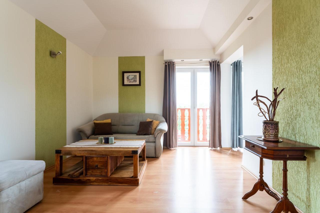 Apartament Green Hill Z Balkonem I Widokiem Na Karkonosze - Space Apart イェレニャ・グーラ エクステリア 写真